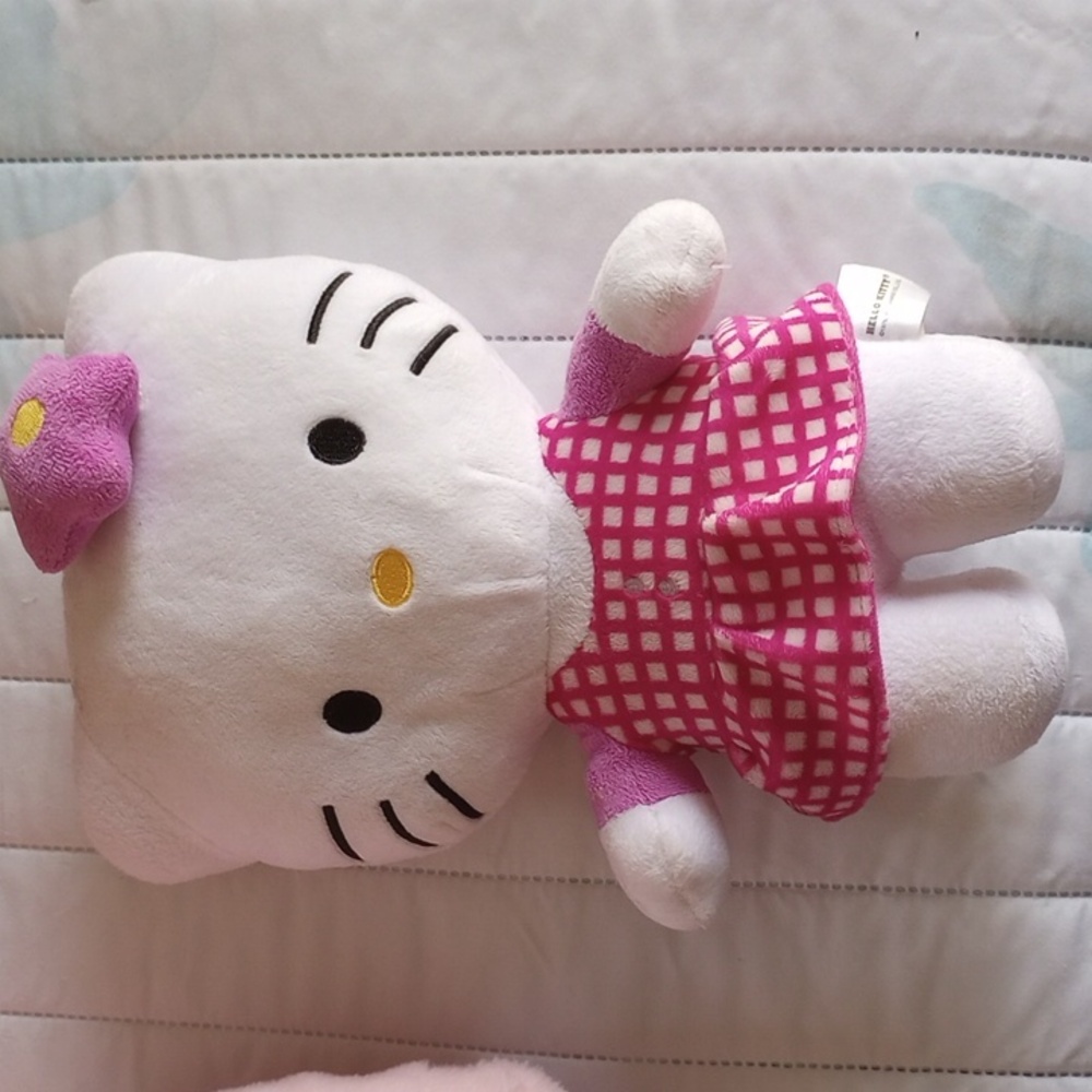 HELLO KITTY stuffed doll